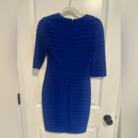 Cobalt blue long-sleeve fitted dress - Picture 2 of 3